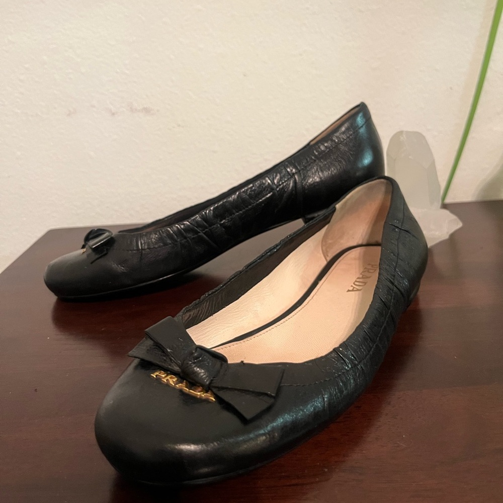 Prada Flats! - image 3